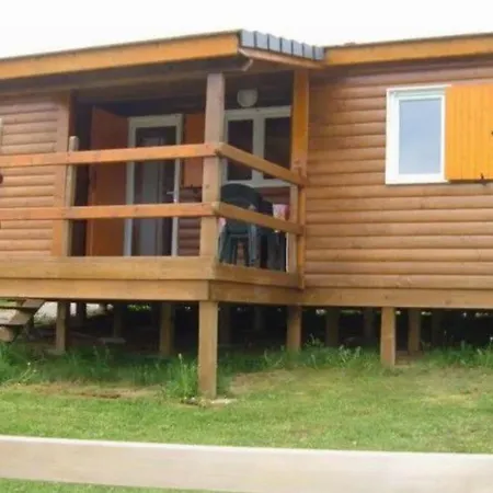 Spacieux Pour 8 Pers - Vue étang - Terrasse - Api-1-52-224 Camping Naucelle