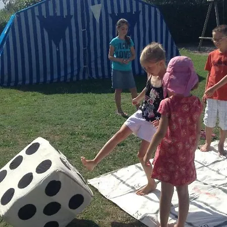 Camping Spacieux Pour 8 Pers - Vue Etang - Terrasse - Api-1-52-224 *